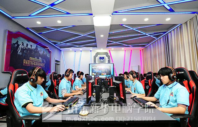 學電腦去哪里？選擇從事計算機軟件科技的最佳途徑